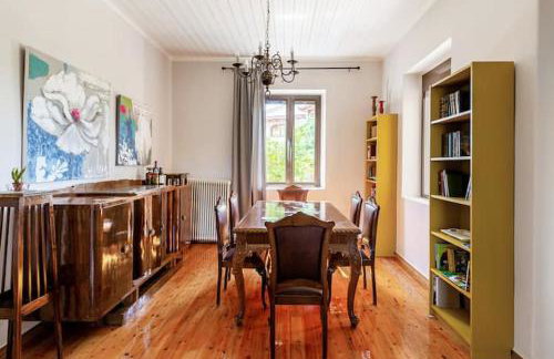 Mansion of 120 m2, with high ceilings and big yard - Foto 23