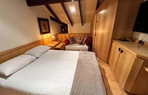 3 suites com Jacuzzi e Lareira - Duplex perto do Centro - Foto 77