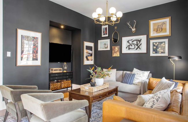 Ramsey by Avantstay Modern Character Home in Austin w/ Pool! - Foto 22