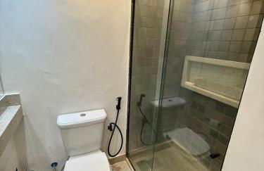 Flat moderno e confortável - excelente localização - Foto 24