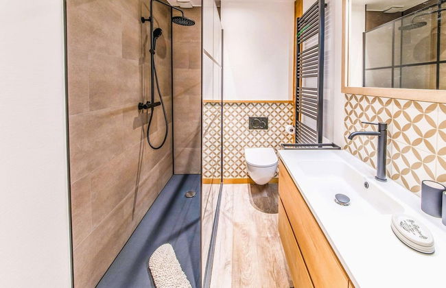 Charming House With Sauna, Jacuzzi in Bullange - Foto 17