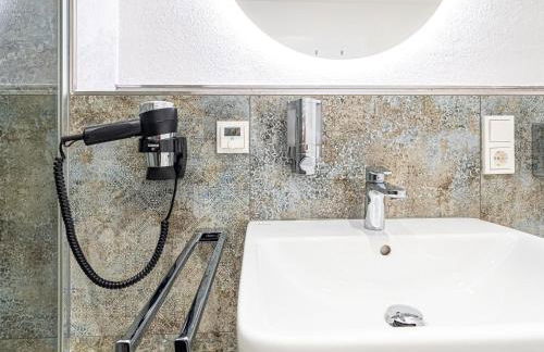 Apartments am Linggplatz - Ruhige Lage in der Fußgängerzone - Self-Check-in - Parkhaus inklusive - Schnelles WLAN - Photo 58