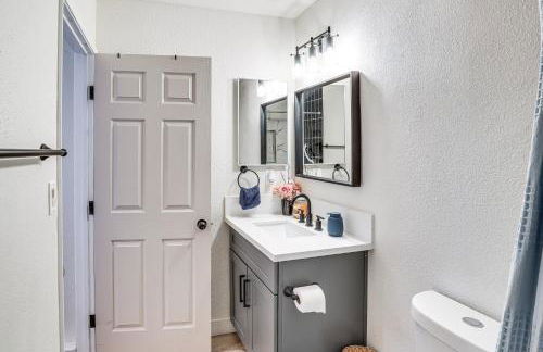 1 Mi to Las Vegas Strip Home with Patio and Grill! - Foto 17