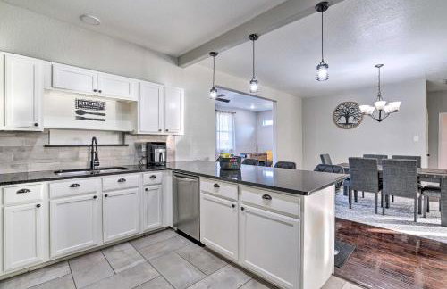 Peaceful Atascosa Home with Balcony and Deck! - Foto 10