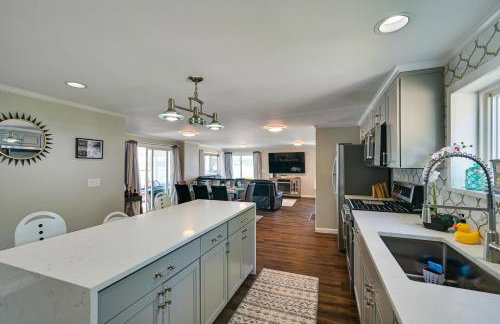 Weymouth Waterfront Getaway with Swim Spa and Hot Tub - Foto 9