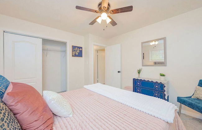 The Beehive New 4 Bedroom Listing Next to CNU - Foto 22