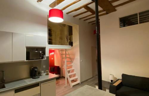 Le Gîte de Lancelot avec balnéo City Center - Foto 6