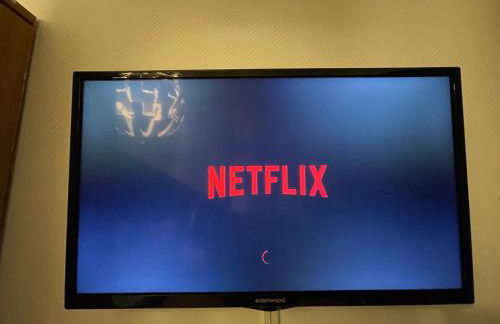 020 CHIC & COSY GRAND APPART 57m2 HYPERCENTRE WIFI SMART TV NETFLIX - Foto 11