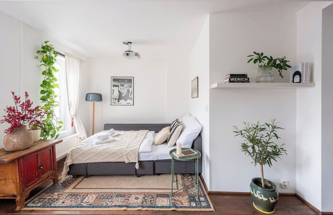 Charming Prague Apartment in Vršovice With Roof Terrace - Foto 4