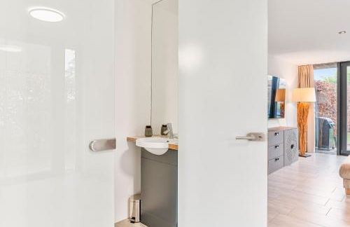 Tropic Love - Seezugang - Seesicht I BeachParadise I Massage - Trampolin - Light Show - Parken - Cinema Feeling - BBQ - Foto 32