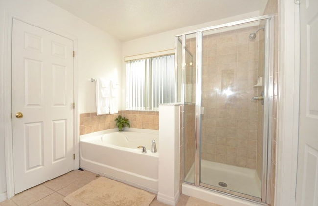 Secret Garden Villa 4 Bedroom Home by RedAwning - Foto 14