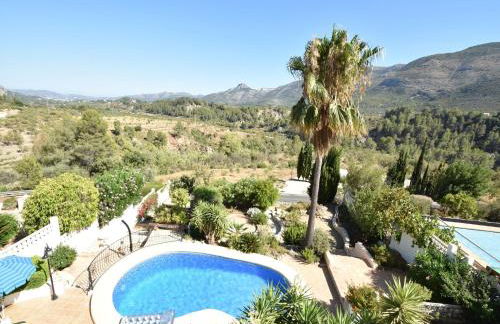 Mediterranean Escape with Garden - Foto 8