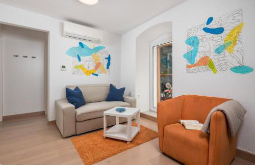 Apartments Anaika at the beach, Opatija - Photo 1