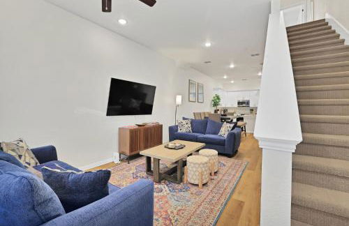 Victory Villa - Lux Townhome Walk 2 Globe Life - Rangers & Cowboys Stadiums - Foto 2