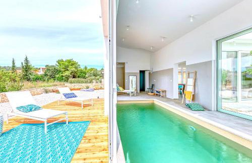 Villa Vela Muline - 8 plus 2 guests - heated pool - Photo 11