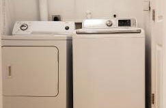 Spacious 2BR 2BA Suite - Walk to Mall & Hospitals - Foto 48