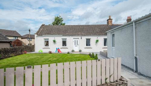 Charming Forfar House and Hot Tub - Foto 1