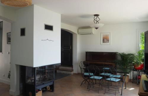 maison entièrement climatisée vue d'exception mer et rade de Marseille avec piscine 8 personnes - Foto 25