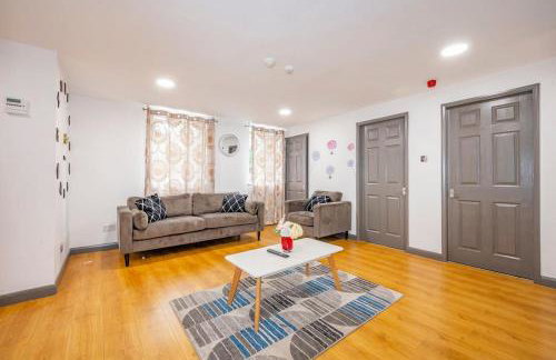 *F2GH* for your most relaxed & Cosy stay + Free Parking + Free Fast WiFi * - Foto 4