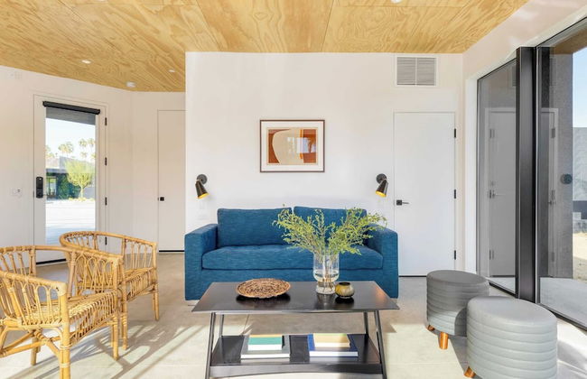 Blackhaus Suites by AvantStay – Modern Comfort in Downtown Palm Springs - Foto 28