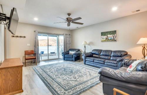 Waterfront Lake of the Ozarks Home with Private Dock - Foto 25