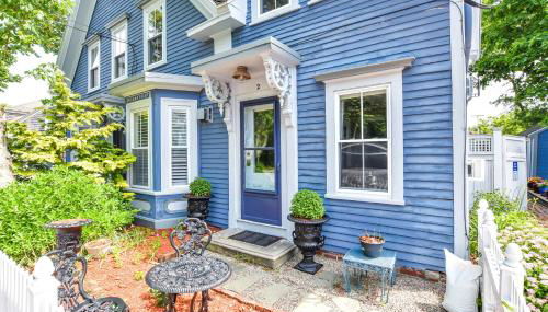 Gas Fireplace Front Patio & Parking Spot - Photo 5