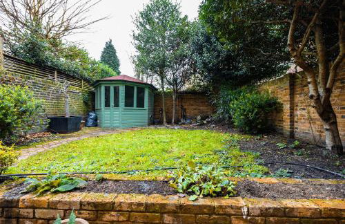 Charming 2BR flat w garden, 10min Clapham South St - Foto 23