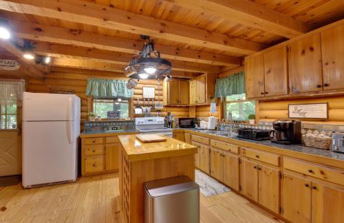 Private Dock & Game Room! Lake Hartwell Retreat - Foto 10