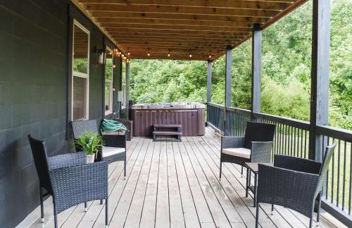 Serenity Ridge 6 Br Sleeps 16 Pool Hot Tub - Foto 49