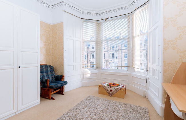 Spacious 4 Bedroom Apartment Near The Meadows/old Town - Foto 30