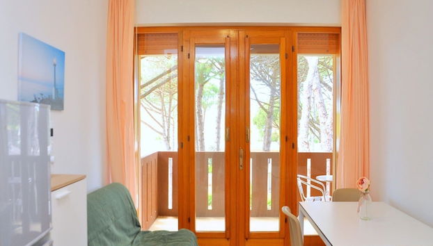 Welcoming Flat With Garden-view Terrace - Beahost - Foto 2, Imagen principal