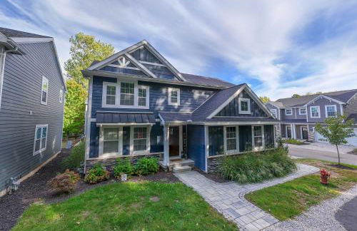 SoHa Year Round Heated Indoor Outdoor Pool - Photo 54