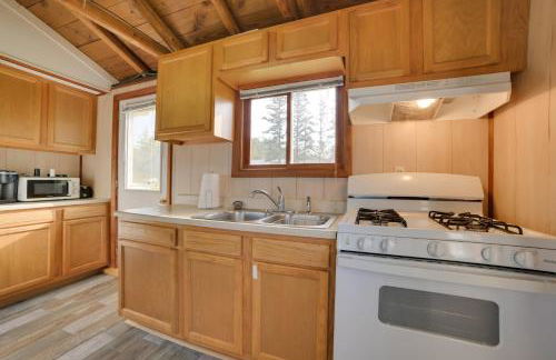 Pet Friendly Lake Cabin Private Dock and Fire Pit! - Foto 11