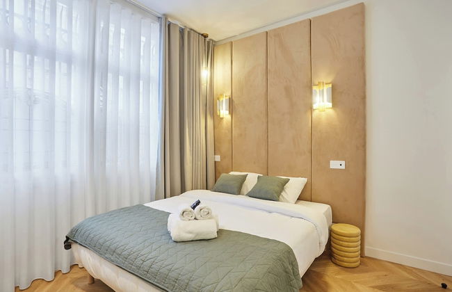 Sublime Apartment Center of Paris - Photo 8
