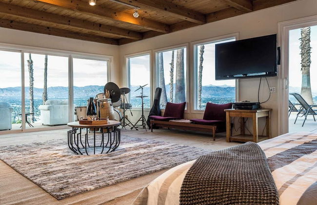 Oak Hills by Avantstay Panoramic View, Pool, Spa - Foto 7