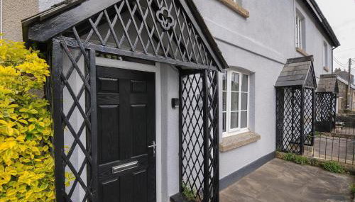 Hobbs Cottage - Photo 3