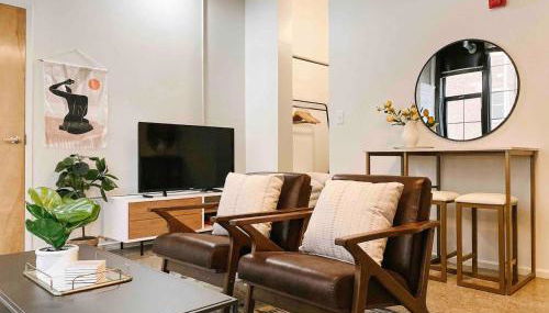 Cozy Downtown Loft - Photo 1