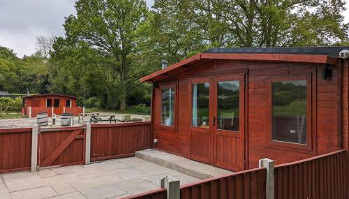 Meadow Lodge - Photo 1