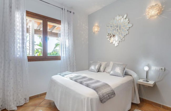 Modern Villa With Pool Near Town - Foto 2