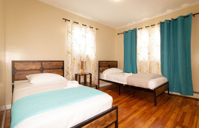 Cheerful & Beautiful 3-Bedroom Ranch - Photo 17