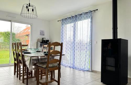 Les dunes, maison neuve 8 p bien équipée jardin clos, terrasse équipée, parking, garage à 850 m de la plage et centre bourg, sur plages du débarquement près Arromanches et Bayeux, chiens bienvenus - Foto 11