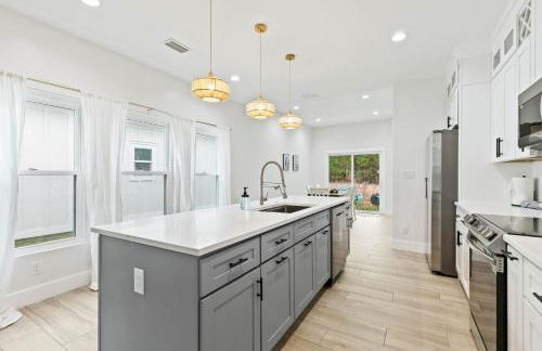 Beachy cottage near Sports Complex OWA beaches shopping restaurants mini golf Central to all the fun Foley has to offer - Foto 17