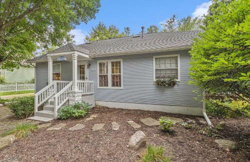 Painted Porch Cottage - Foto 1