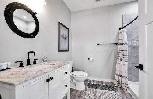 Walkable Topsail Retreat with Hot Tub and Views - Foto 54