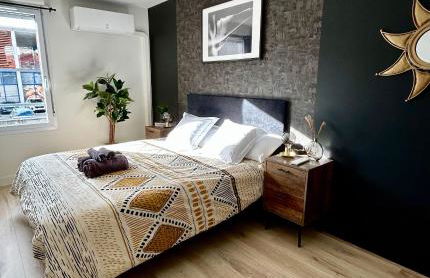 Modern 1 Bdr + Balcony + Free Parking + AC + Pool - Foto 8