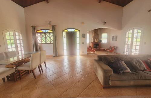 Casa de Campo ampla e confortavel em Araçoiaba da Serra com lareira, perfeita para o friozinho - Foto 9