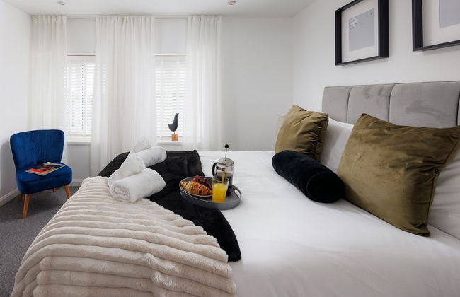 Modern 3 Bed Apartment - Parking - Foto 12