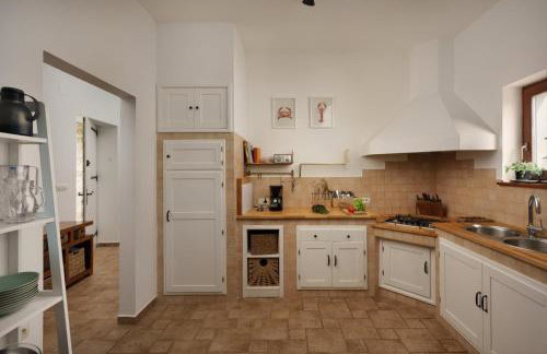 Private 9000qm Estate Villa with Pool and Yacuzzi and Sauna absolute Privacy near Fazana - Foto 51