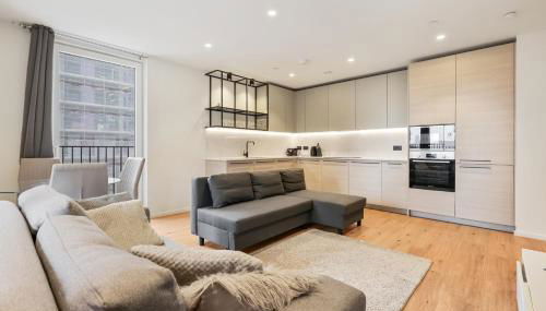 Excel Riverside 2 Bed - Photo 5, stove