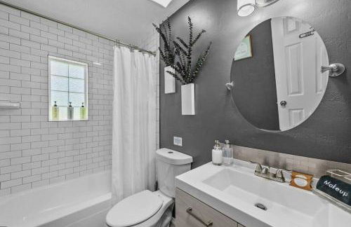 New Design-Movie Night Bar-Fire Pit-Hammocks-Games - Foto 25